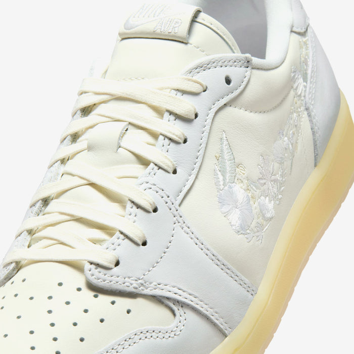 Air Jordan 1 Retro Low OG