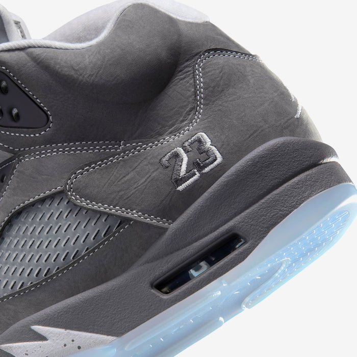 Air Jordan 5 Retro
