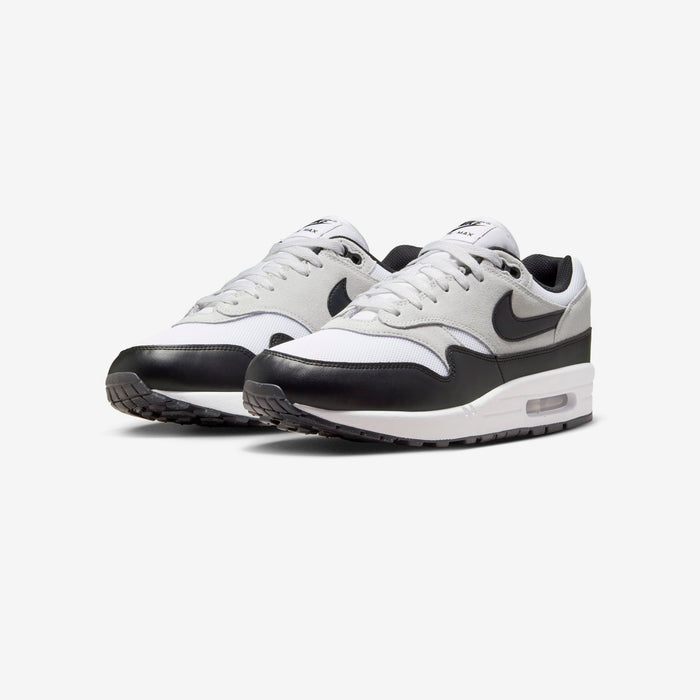 Air Max 1 Essential
