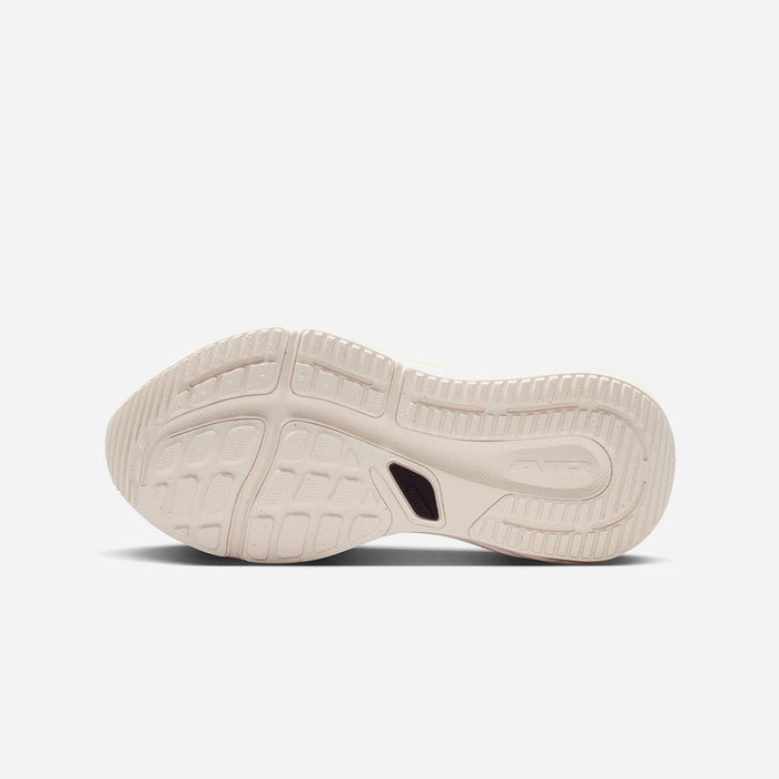 Giày Chạy Bộ Nữ Nike Air Winflo 12 - Trắng - Supersports Vietnam