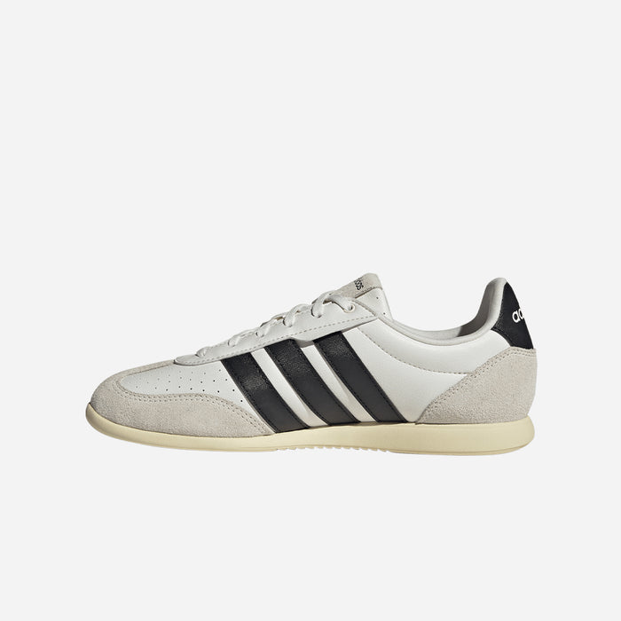 Giày Sneaker Nữ Adidas Barreda Lo - Be - Supersports Vietnam
