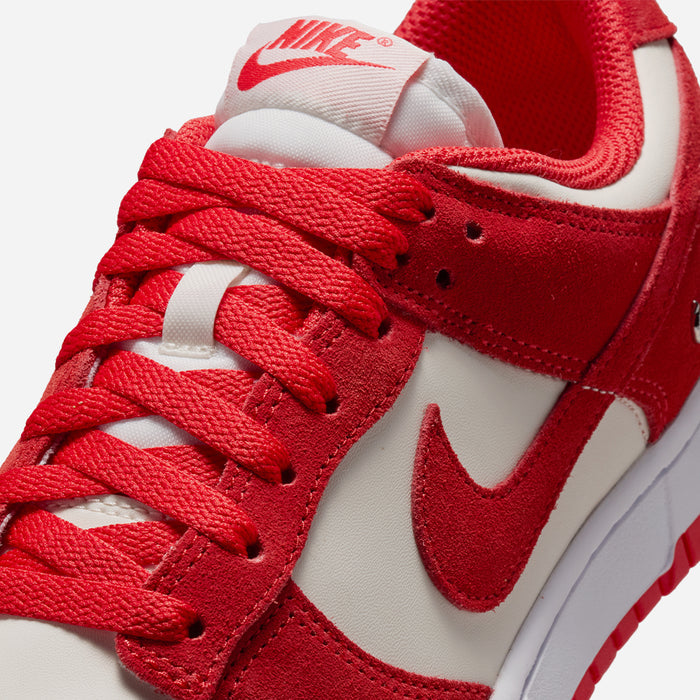 Giày Sneaker Nữ Nike Dunk Low - Đỏ - Supersports Vietnam