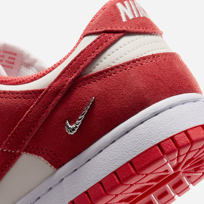 Giày Sneaker Nữ Nike Dunk Low - Đỏ - Supersports Vietnam
