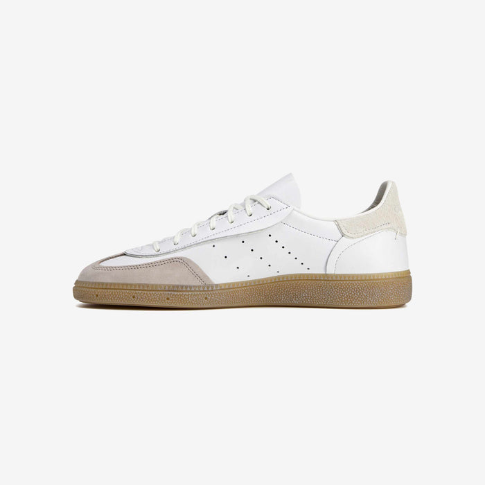 Handball Spezial x Invincible