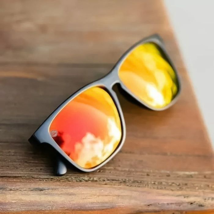 Kính Thể Thao Knockaround Fast Lanes - Matte Black/Red Sunset - Supersports Vietnam