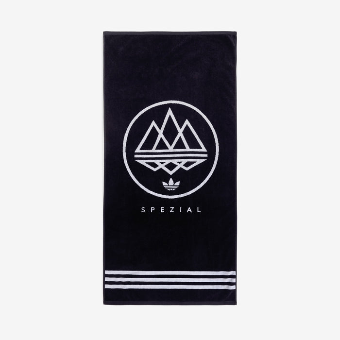 Mod Trefoil Towel