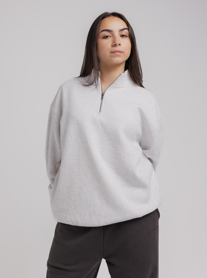 Quarter Zip in White Marle