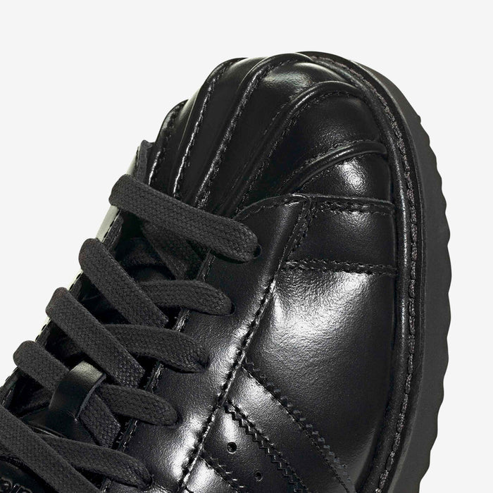 Superstar Lux