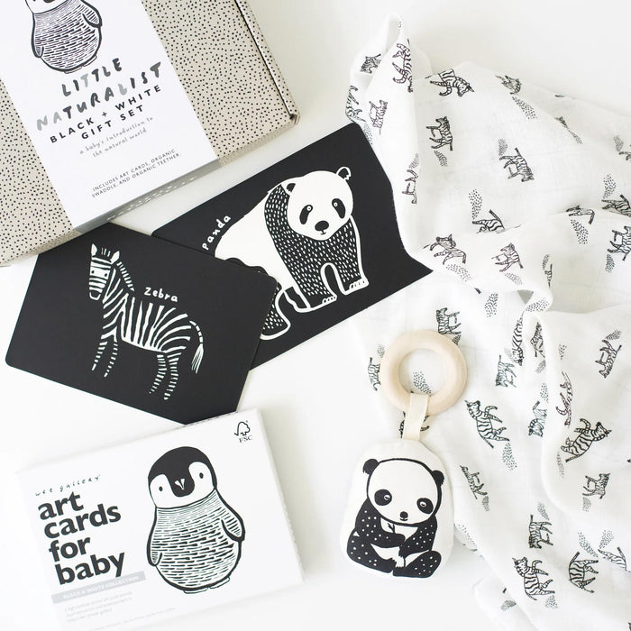 Wee Gallery Little Naturalist Black & White Gift Set