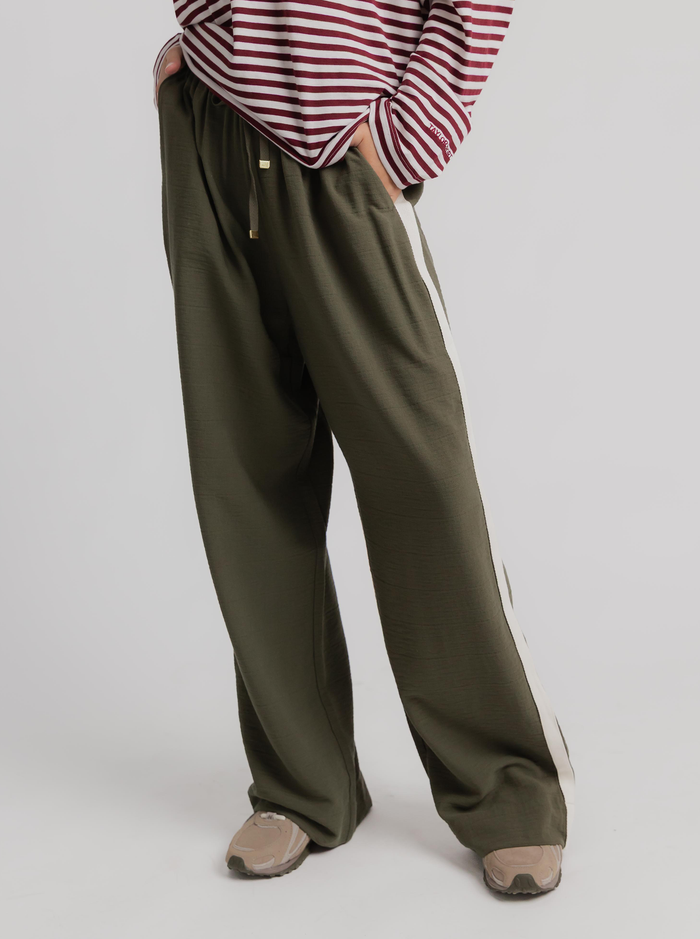 Weekender Pant Longline