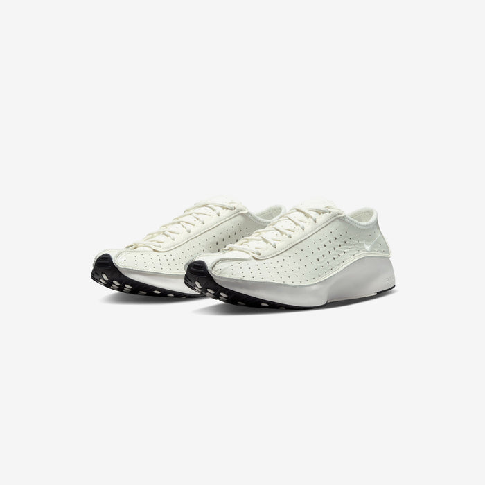 Wmns Air Superfly