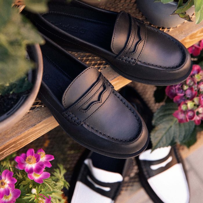 Wmns Classic Boat Loafer