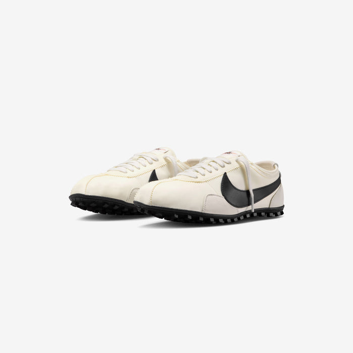 Wmns Moon Shoe