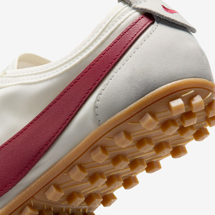 Wmns Moon Shoe