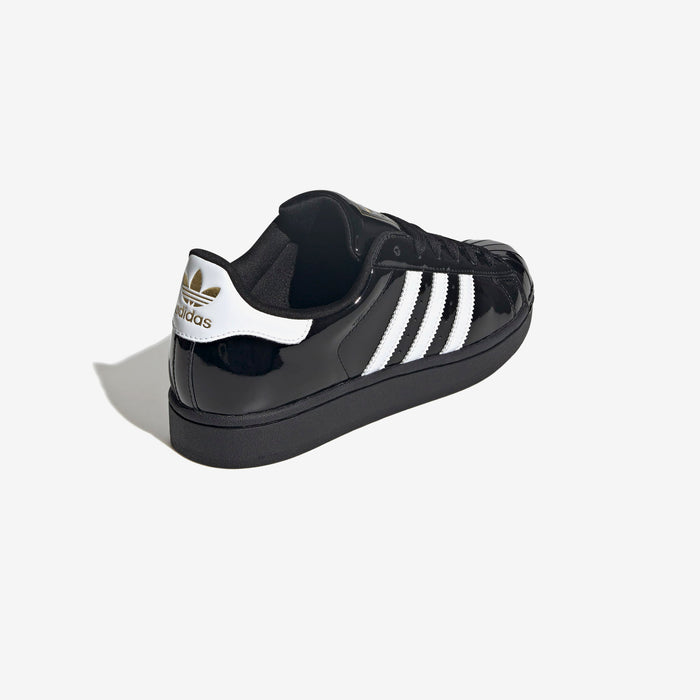 Wmns Superstar II
