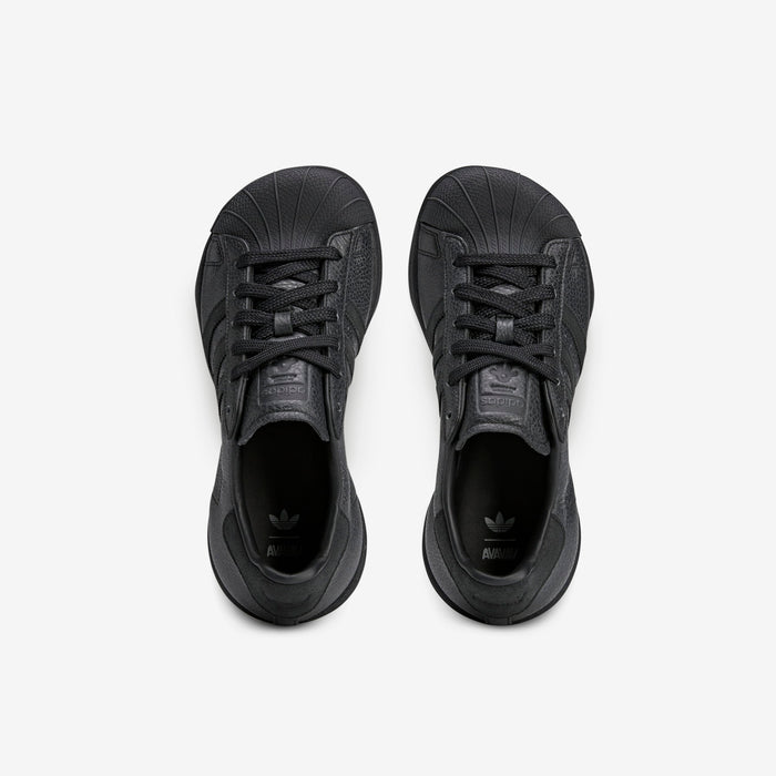 Wmns Superstar x Avavav