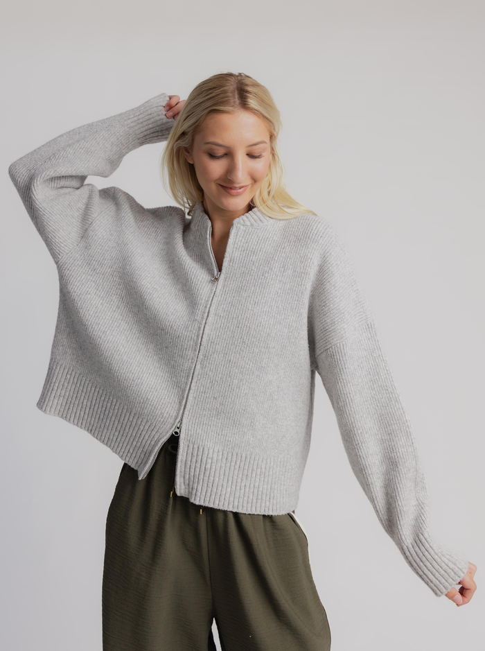Zip Cardi